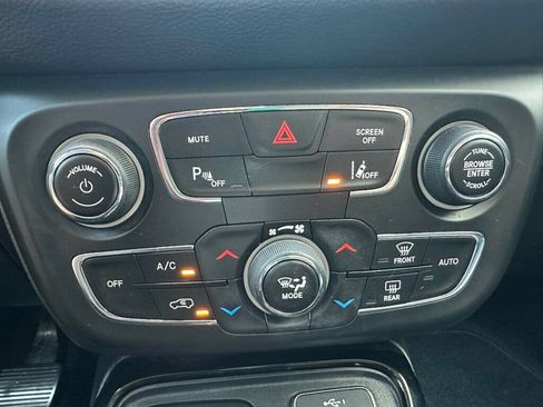 Used 2021 Jeep Compass Limited AWD/4WD image 21