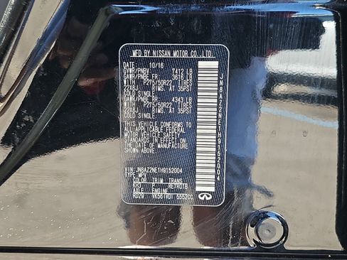 Used 2017 INFINITI QX80 4WD w/ Driver Assistance Package image 34