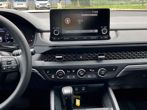 Used 2025 Honda Accord SE image 7