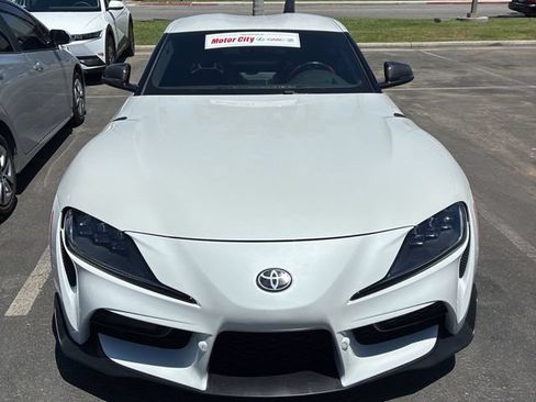 Used 2020 Toyota Supra Launch Edition w/ Driver Assist Package RWD image 2