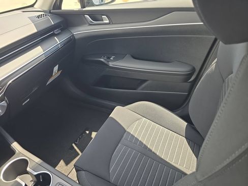 New 2026 Kia K5 LXS FWD image 14