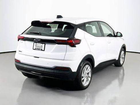New 2027 Chevrolet Bolt LT w/ Comfort Package FWD image 5