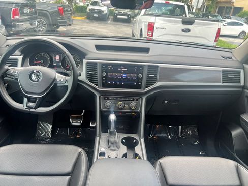 Used 2018 Volkswagen Atlas SE w/ R-Line Package AWD/4WD image 21