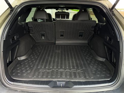 Used 2022 Subaru Outback Wilderness image 23