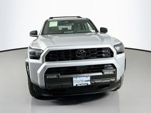 Certified 2025 Toyota 4Runner TRD Off-Road AWD/4WD image 2
