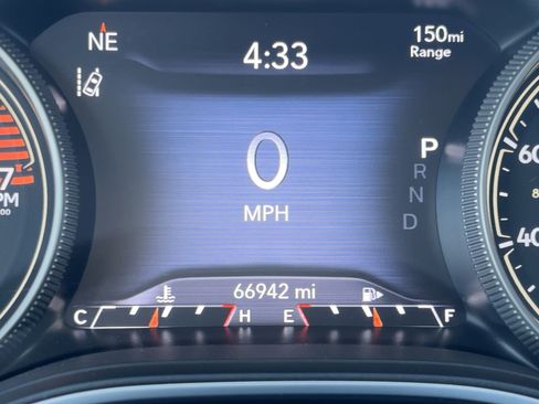 Used 2023 Jeep Cherokee Altitude Lux image 21