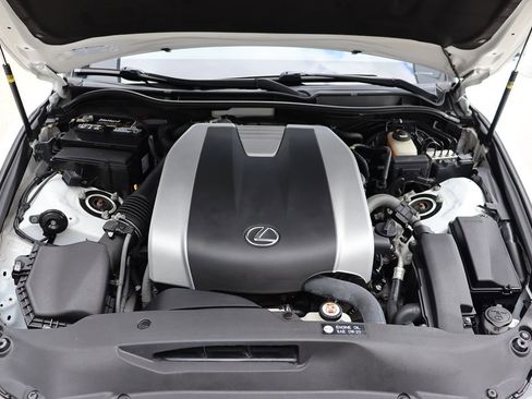 Used 2018 Lexus IS 300 AWD image 55
