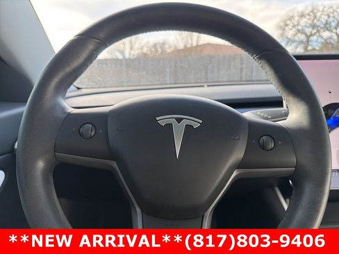 Used 2020 Tesla Model 3 Standard Range image 16