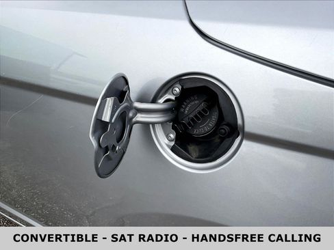 Used 2014 Chrysler 200 S FWD image 37