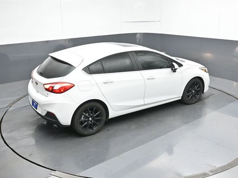 Used 2018 Chevrolet Cruze LT w/ Sun And Sound Package image 47