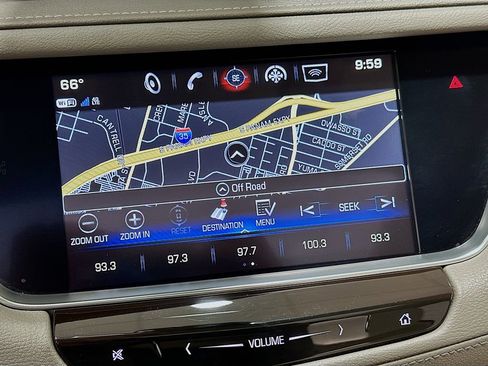 Used 2018 Cadillac XT5 Luxury w/ Driver Awareness Package image 13