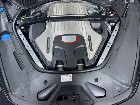 Certified 2019 Porsche Panamera GTS image 30