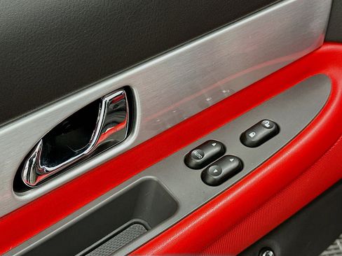 Used 2002 Ford Thunderbird w/Hardtop Premium image 15