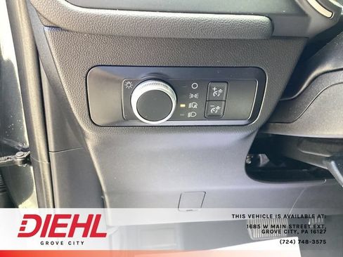 Used 2022 Ford Escape SE w/ Cold Weather Package AWD/4WD image 27