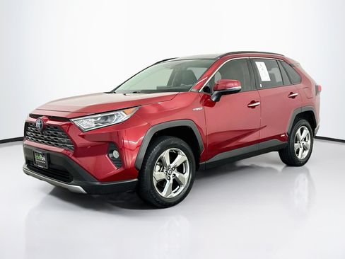 Used 2019 Toyota RAV4 Limited AWD/4WD image 3