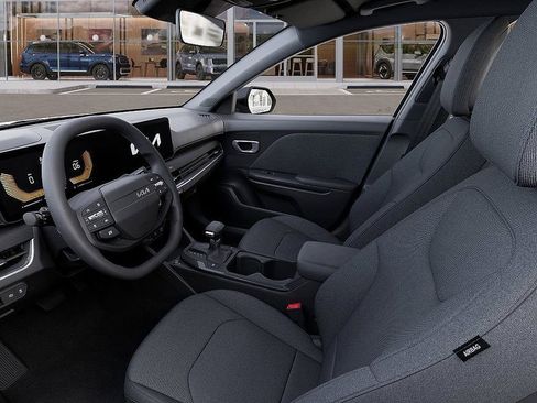 New 2026 Kia K4 FWD image 17