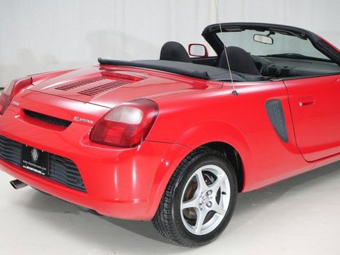 Used 2001 Toyota MR2 image 14