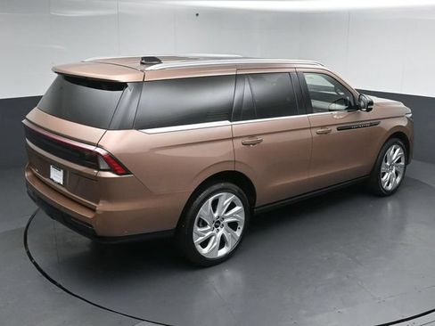 Certified 2025 Lincoln Navigator Black Label AWD/4WD image 52
