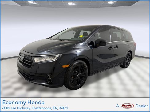Used 2024 Honda Odyssey Sport image 1