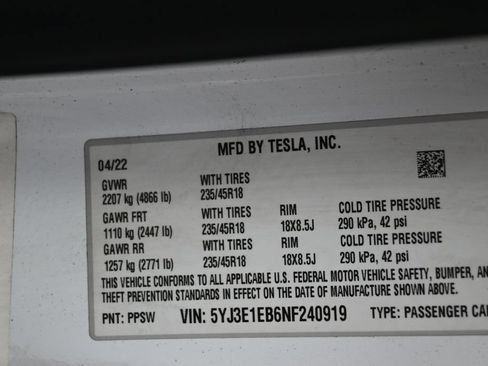 Used 2022 Tesla Model 3 Long Range AWD/4WD image 9