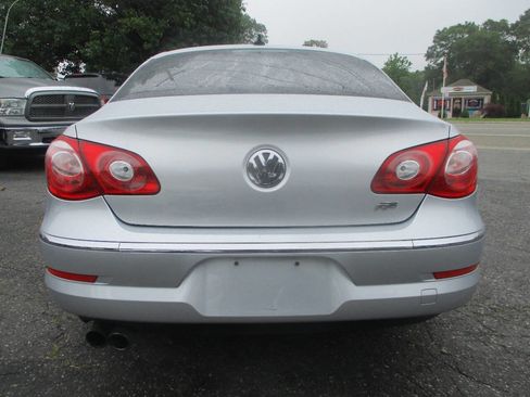 Used 2009 Volkswagen CC Sport image 4
