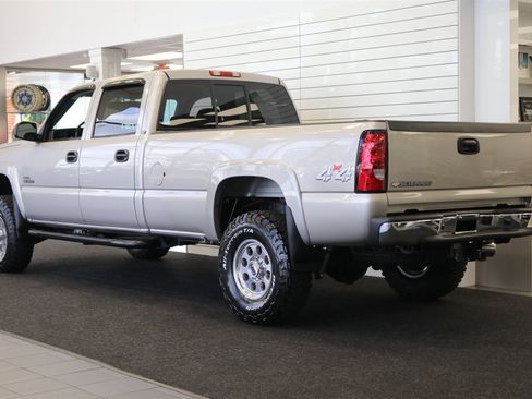 Used 2006 Chevrolet Silverado 3500 LT w/ Heavy-Duty Power Package AWD/4WD image 6