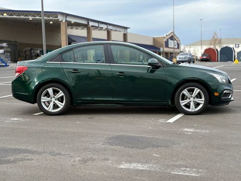 Used 2015 Chevrolet Cruze LT image 6