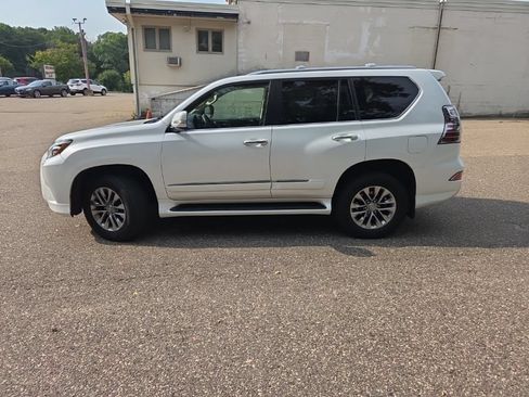 Used 2015 Lexus GX 460 Luxury AWD/4WD image 7