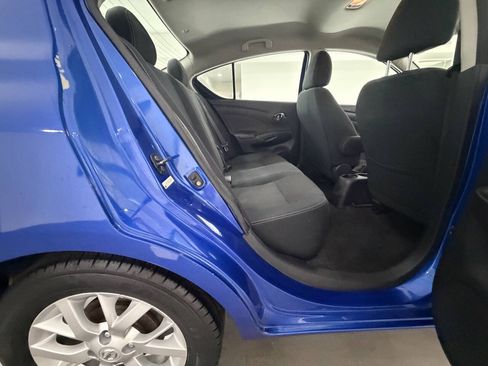 Used 2016 Nissan Versa SV w/ SV Appearance Package FWD image 18