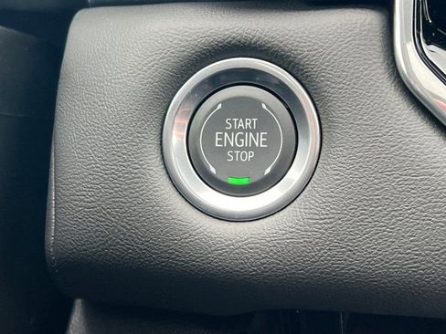 New 2026 GMC Canyon Elevation w/ Convenience Package image 18