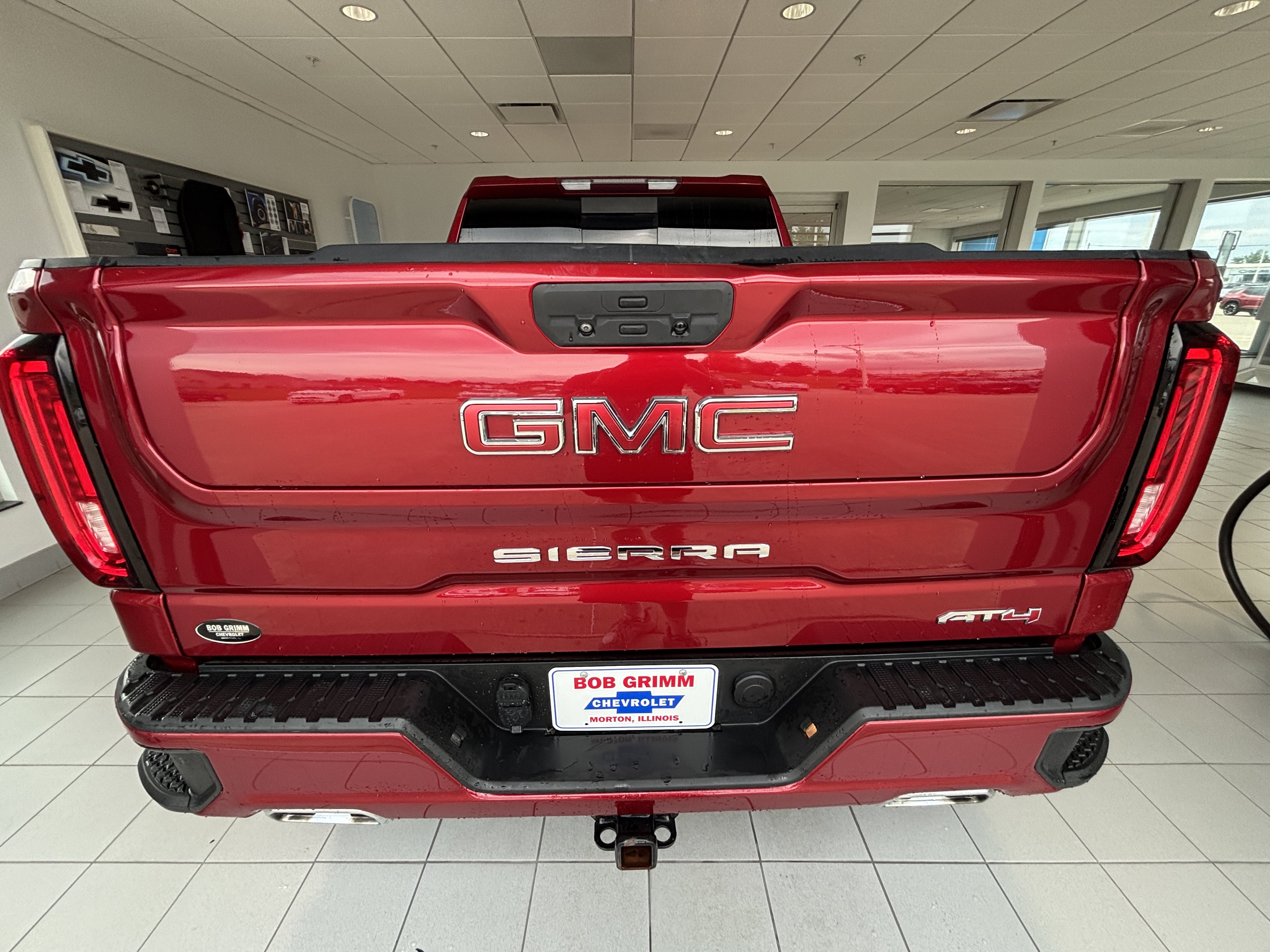Used 2021 GMC Sierra 1500 AT4 w/ AT4 Preferred Package AWD/4WD image 8