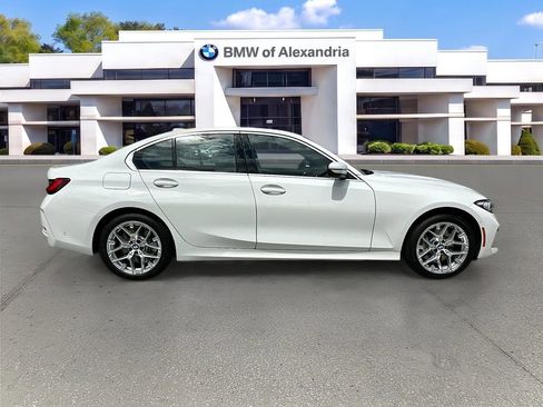 Used 2026 BMW 330i xDrive Sedan AWD/4WD image 8