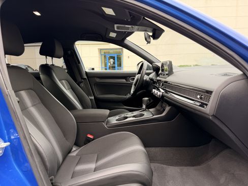 Certified 2024 Honda Civic Sport image 12