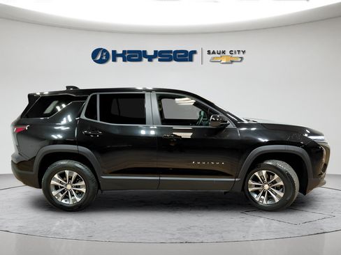 Used 2026 Chevrolet Equinox LT AWD/4WD image 14