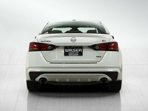 Used 2023 Nissan Altima 2.5 SV w/ SV Premium Package image 4