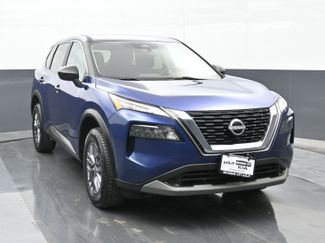 Used 2023 Nissan Rogue S video 2