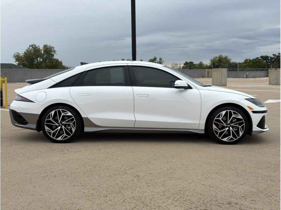 Used 2023 Hyundai Ioniq 6 SEL AWD/4WD image 9