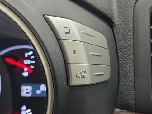 Used 2012 Nissan Quest SL image 16