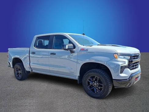 Used 2024 Chevrolet Silverado 1500 LT Trail Boss w/ LT Trail Boss Premium Package image 3