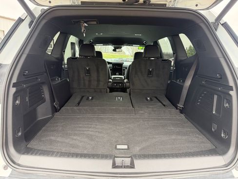 Used 2024 GMC Acadia AT4 w/ LPO, Floor Liner Package image 11