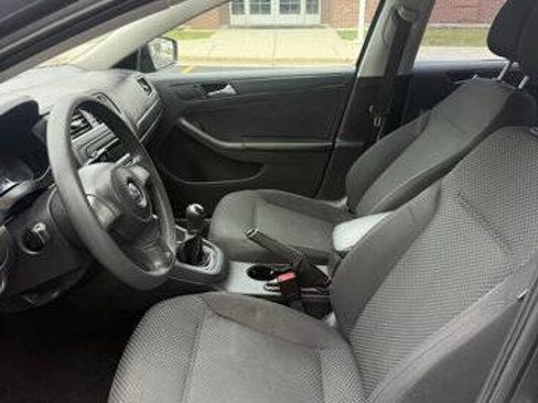 Used 2014 Volkswagen Jetta S FWD image 12