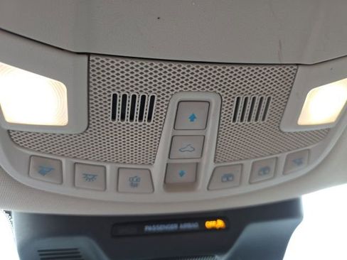 Used 2023 Ford Expedition Max Limited image 10