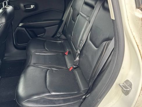 Used 2018 Jeep Compass Limited w/ Navigation Group AWD/4WD image 5