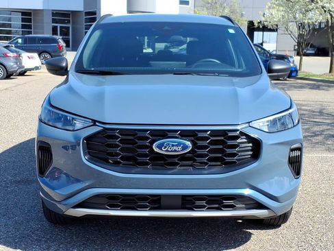Used 2024 Ford Escape ST-Line w/ Tech Pack #1 AWD/4WD image 8