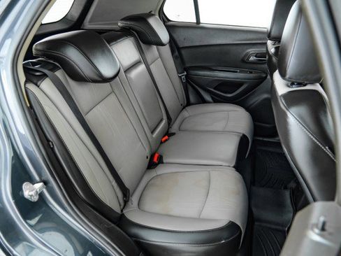 Used 2016 Chevrolet Trax LT w/ LT Convenience Package image 32