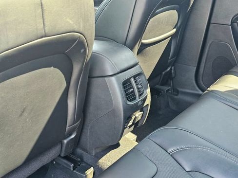 Used 2022 Jeep Cherokee Limited AWD/4WD image 23