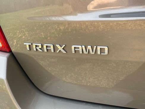 Certified 2022 Chevrolet Trax LT w/ LT Convenience Package image 17