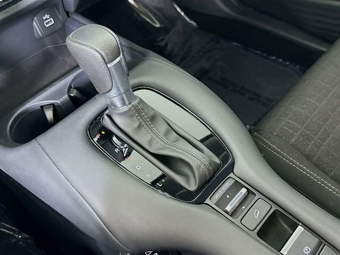 Used 2025 Honda HR-V LX image 30