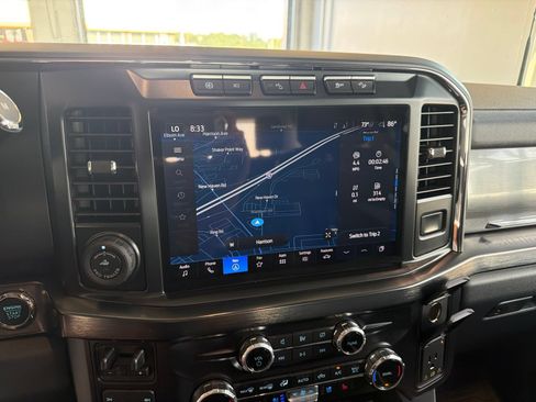 Used 2024 Ford F250 Lariat w/ Lariat Ultimate Package AWD/4WD image 26