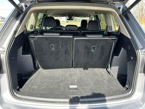 Used 2025 Volkswagen Atlas SE image 5
